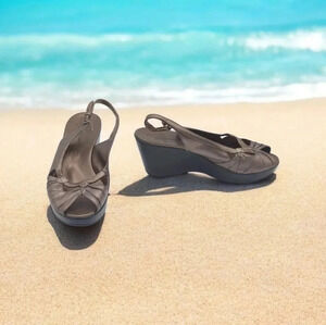 Hush Puppies Puppy Terrazzo Metallic wedges sz 10 Dark Gold Leather